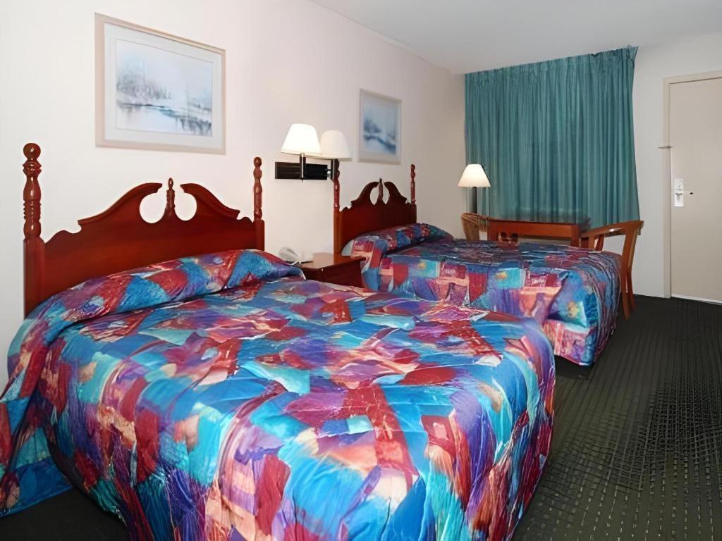 เอคโคโน่ ลอดจ์ Hotel เมอริเดียน ภายนอก รูปภาพ